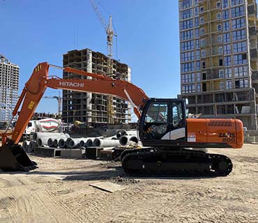 ГУСЕНИЧНЫЙ ЭКСКAВАТОР HITACHI ZX200-5G